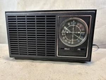 Vintage Am Fm Radio Model 7-4110 Wood Grain Working 030 055. Fixed Price $24.00.
