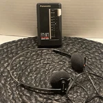 Vtg Panasonic Fm-amstereo W/headphone Receiver Portable Model RF-423,WORKS Great. Fixed Price $17.99.