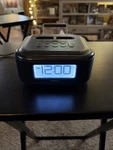 Ihome IPL23 Fm Alarm Clock Radio Stereo Lightning Dock Charge Black (tested). Fixed Price $39.99.