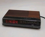 Vintage Emerson Red 5521 Alarm Digital Clock Radio Am Fm Wood Grain-tested Works. Fixed Price $28.00.