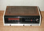 Vintage Zenith Electronic With Power Reserve Am/fm Alarm Clock Radio Model H461W. Fixed Price $17.00.