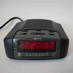 Gpx Radio Alarm Clock Model: CR2004-GREEN/BLACK-CORDED/BATT.BKUP.-TESTED/WORKS. Fixed Price $19.00.
