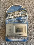 Vintage Newlifelong Deluxe Am/fm 9 Band World Radio Compact Design Antenna. Fixed Price $9.98.