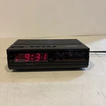 Realistic Chronomatic 261 Digital Am/fm Alarm Clock Radio Model 12-1568 Read!. Fixed Price $11.61.