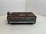 Vintage General Electric Fm/am Electronic Digital Alarm Clock Radio 7-4640A. Fixed Price $30.00.