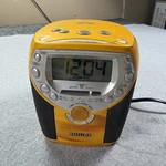 Philips AJ3957 Compact Disc Digital Alarm Clock Player And Am/fm Radio. Fixed Price $40.00.