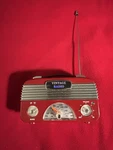Red Vintage Style Am/fm Portable Radio F-645 Retro Look Tested Works. Fixed Price $15.00.