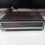 Vintage Spartus Am/fm Radio Alarm Clock Model 0107-61 Red Led Tested Works Great. Fixed Price $24.00.