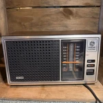 Vintage General Electric Am/fm Radio 120 Volts 7-4115B Works!. Fixed Price $23.00.