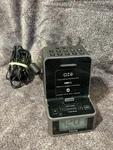 Ihome Z ID37 Fm Stereo Dual Alarm Clock Radio Dock Charger And Remote Tested. Fixed Price $35.00.