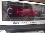 General Electric 7-4640 Alarm Clock Radio Working! Vintage. Fixed Price $19.00.
