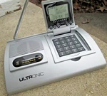 Ultronic Desk Top Am/fm Radio With Clock Calculator Calendar- Works!. Fixed Price $8.99.