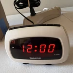 Sharp SPC085 Digital Alarm Clock White Red Led Snooze Modern Bedroom Plastic. Fixed Price $8.00.