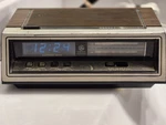 General Electric 7-4651A Digital Am/fm Clock Radio Alarm, Walnut Finish Retro. Fixed Price $28.99.