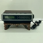 Vintage General Electric Am/fm Alarm Clock Radio # 7-4655B Works Green Led. Fixed Price $24.50.