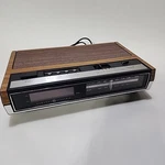 Vtg General Electric 7-4630A Wood Grain Am/fm Digital Alarm Clock Radio. Fixed Price $19.99.