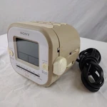 Sony Icf C180 Dream Machine Clock Radio Dual Alarm Fm Tan White. Fixed Price $30.00.