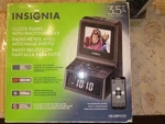 Insignia Photo Display Digital Alarm Clock Radio NS-DPFC01 New Open Box. Fixed Price $15.00.