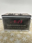 Vintage 7-4620F Digital Clock Radio Am/fm Alarm Reconditioned. Fixed Price $20.00.