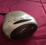 Durabrand Am/fm Digital Alarm Clock Radio Model CR-500 Tested Works Fine. Fixed Price $16.99.