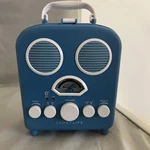 Sunnylife Portable Beach MP3 Speaker With Am/fm Radio And Smartphone Holder. Fixed Price $24.99.