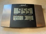 Skyscan Atomic Battery Operated Desk/ Wall Clock 86722 Alu. No Outside Sensor.. Fixed Price $19.95.