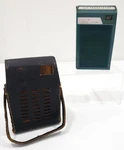 Vintage Realtone Transistor Radio TR-1660 Green With Case Not Working. Fixed Price $11.20.