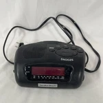 Hamilton Beach Commercial Am/fm Alarm Digital Black Radio Clock. Used Great Cond. Fixed Price $12.00.