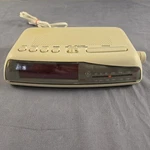 Vintage General Electric Am/fm Alarm Clock Radio 7-4816B Works Great. Fixed Price $21.24.