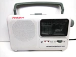 First Alert Noaa Channels Emergency 24 Hr Weather Am Fm Radio WX-17 Portable. Fixed Price $5.99.