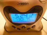 Oregon Scientific Atomic Clock RM313PNA Silver Grey..ceiling Light Not Working. Fixed Price $25.00.