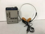 Portable Am Fm Stereo Headset Radio General Electric 7-1010A Working. No Clip. Fixed Price $34.99.