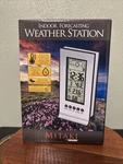 Mitaki-japan Indoor Weather Station Clock Alarm With Snooze Calendar. Fixed Price $10.00.