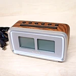 Jensen JCR-232 Am / Fm Dual Alarm Clock Radio Brown. Fixed Price $18.00.