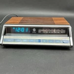 Vtg General Electric 7-4662B Am/fm Alarm Clock Radio Wood Grain Works. Fixed Price $49.88.