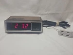 Ken-tech T-2077 Digital Alarm Clock W/ Power Reserve Works!. Fixed Price $17.50.