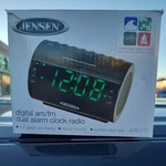 Jensen JCR-210 Am/fm Digital Dual Alarm Clock Radio With Nature Sounds. Fixed Price $25.00.