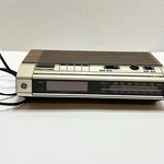 Ge 7-4634B Fm/am Electronic Digital Alarm Clock Radio Woodgrain. Fixed Price $28.99.