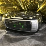 Emerson Cd Alarm Clock Radio Y2K Dual Am/fm Stereo Boombox CKD2020 Battery. Fixed Price $14.99.