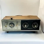 Vintage Zenith Solid State B-266W Am Alarm Clock Radio. Fixed Price $9.99.