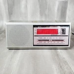 Vintage Retro Clock Radio Model 7-4637A Alarm General Electric. Fixed Price $13.59.