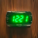 Jensen Am/fm Dual-alarm Clock Radio Tested Works Green Led. Fixed Price $12.98.
