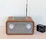 Tangent Quattro MK2 Wifi Table Radio - Walnut (tested/working!). Fixed Price $58.06.