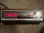 General Electric Digital Am/fm Clock Radio 7-4640A 1980S Wood Grain Works !. Fixed Price $22.49.