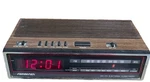 Soundesign 3636-B Vintage Clock Radio Am/fm Led Digital Woodgrain Alarm Ul Works. Fixed Price $24.99.
