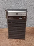 Vtg General Electric P-2790D Solid State Portable Am Radio. Fixed Price $15.00.