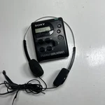 Sony Walkman SRF-M33 Portable Am/fm Stereo Radio Presets W/headphones. Fixed Price $15.96.