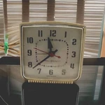 Vintage General Electric Alarm Clock Model 7223C *tested* Does Have Crack. Fixed Price $8.45.
