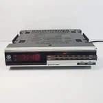Vintage Kitchen Am Fm Radio Model No. 7-4217A. Fixed Price $39.95.