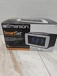 Emerson Research Smart Set Dual Alarm Clock Radio Jumbo Display CKS9031 Nob. Fixed Price $39.95.